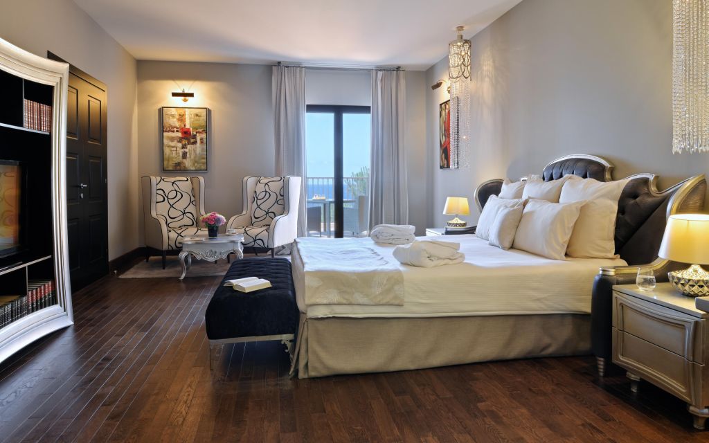 Hôtel de luxe en Corse : Master Suite Loredana de l'hôtel de luxe 5 étoiles Demeure Loredana à Saint-Florent en Corse